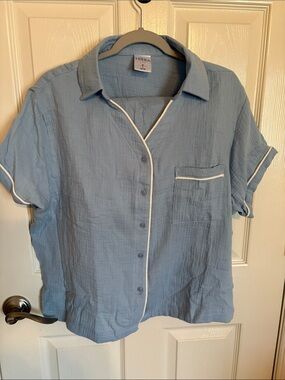 SERRA linen pajama set - short sleeve and shorts